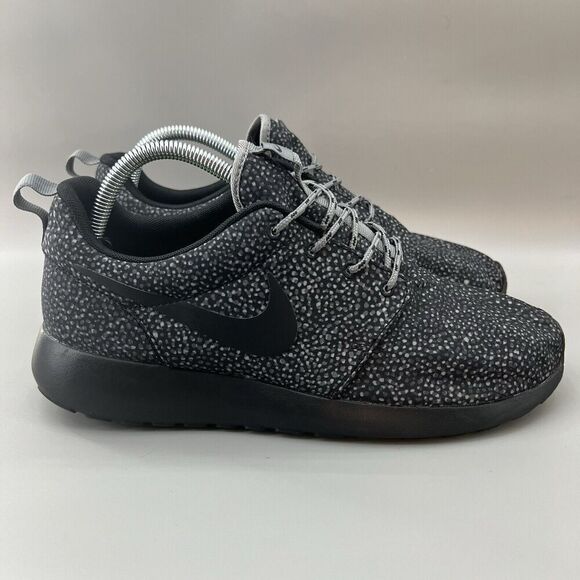 Nike Roshe Run Print Women Size 9.5 Shoes Black Gray Running Sneakers 599432-002 - Picture 1 of 9